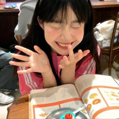 宫殿大饭店 高清封面